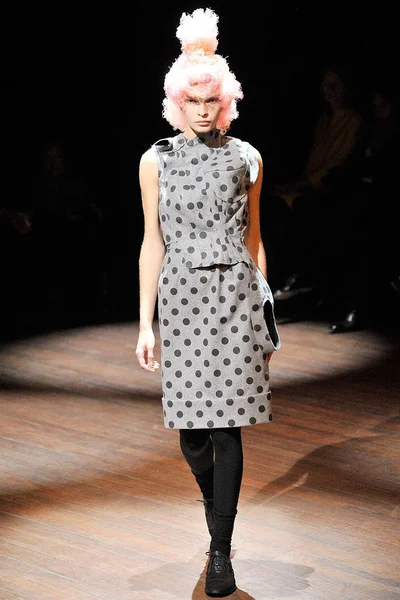 Look 35